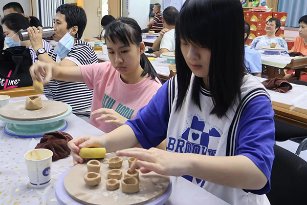 认真学习作品